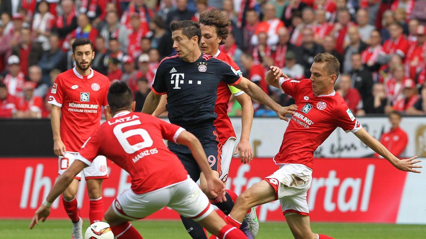 妻子祝贺塞鸟：无比骄傲，你就像一道光照亮了我们全家的生活（妻子深情贺塞鸟：无比自豪，你是照亮全家的那束光）